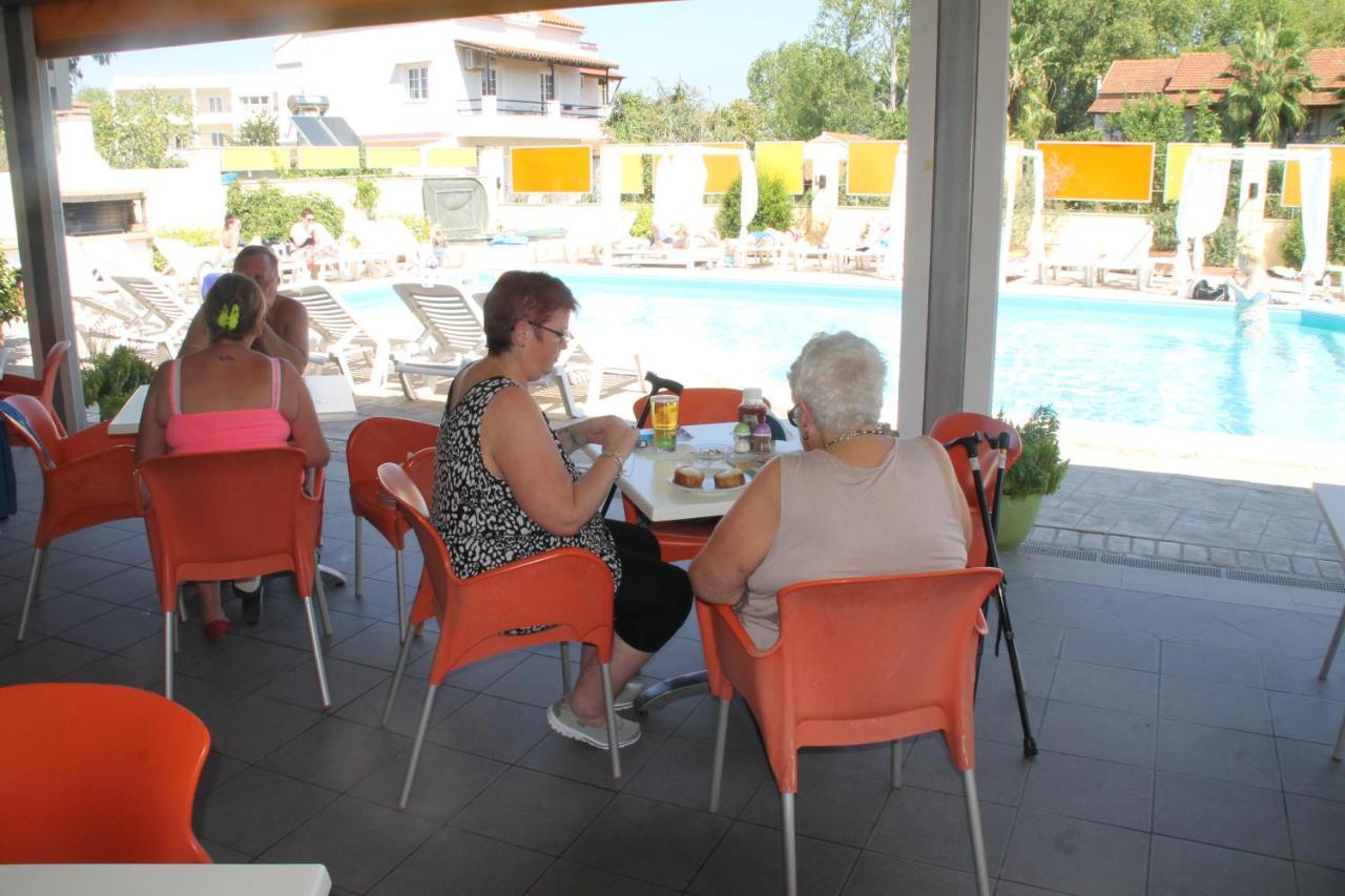 Kavos Central Buitenkant foto